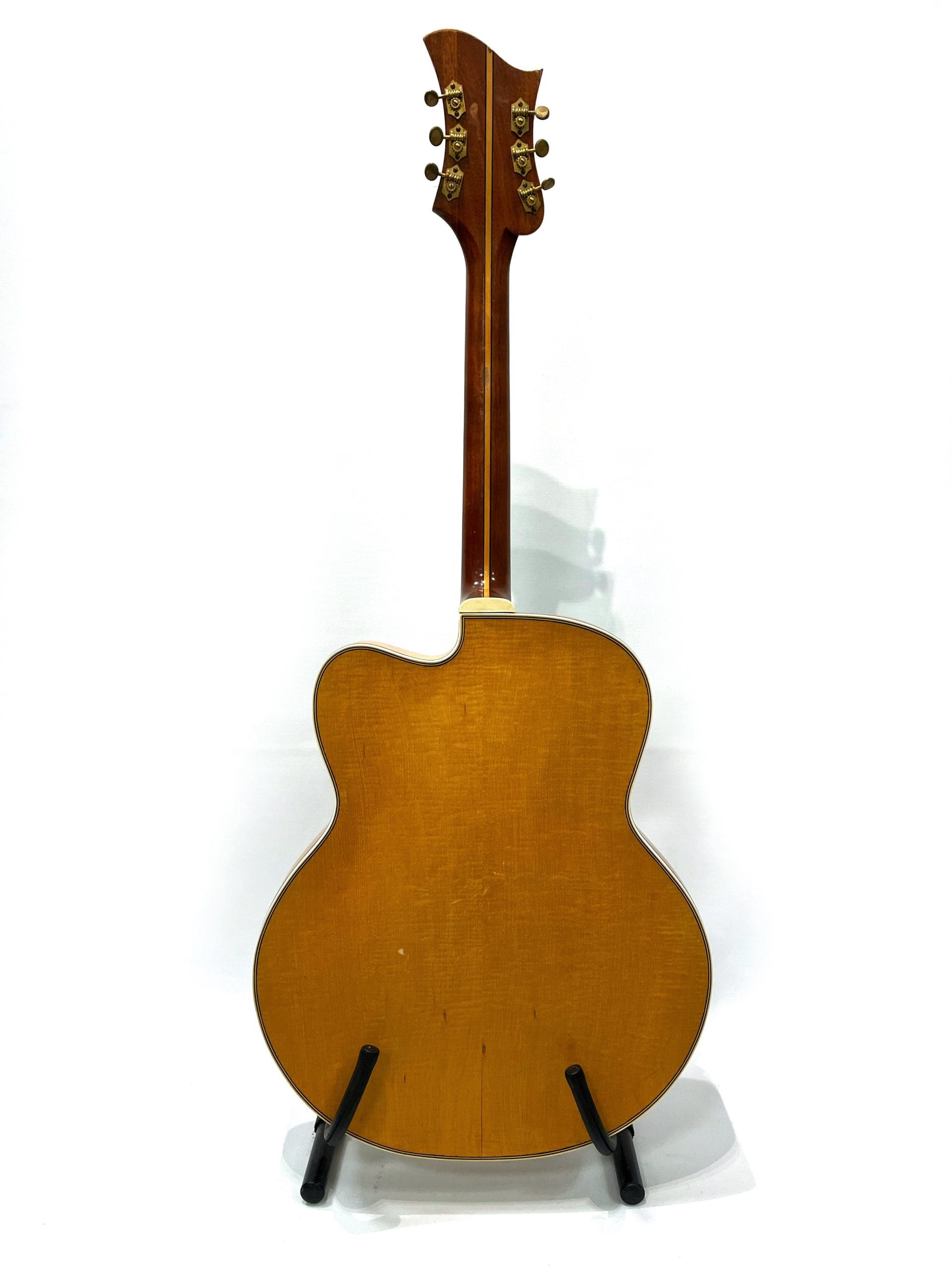 Levin Solist 2N, stålsträngad, cutaway, 1948, serienummer: 197397 - Bild 2