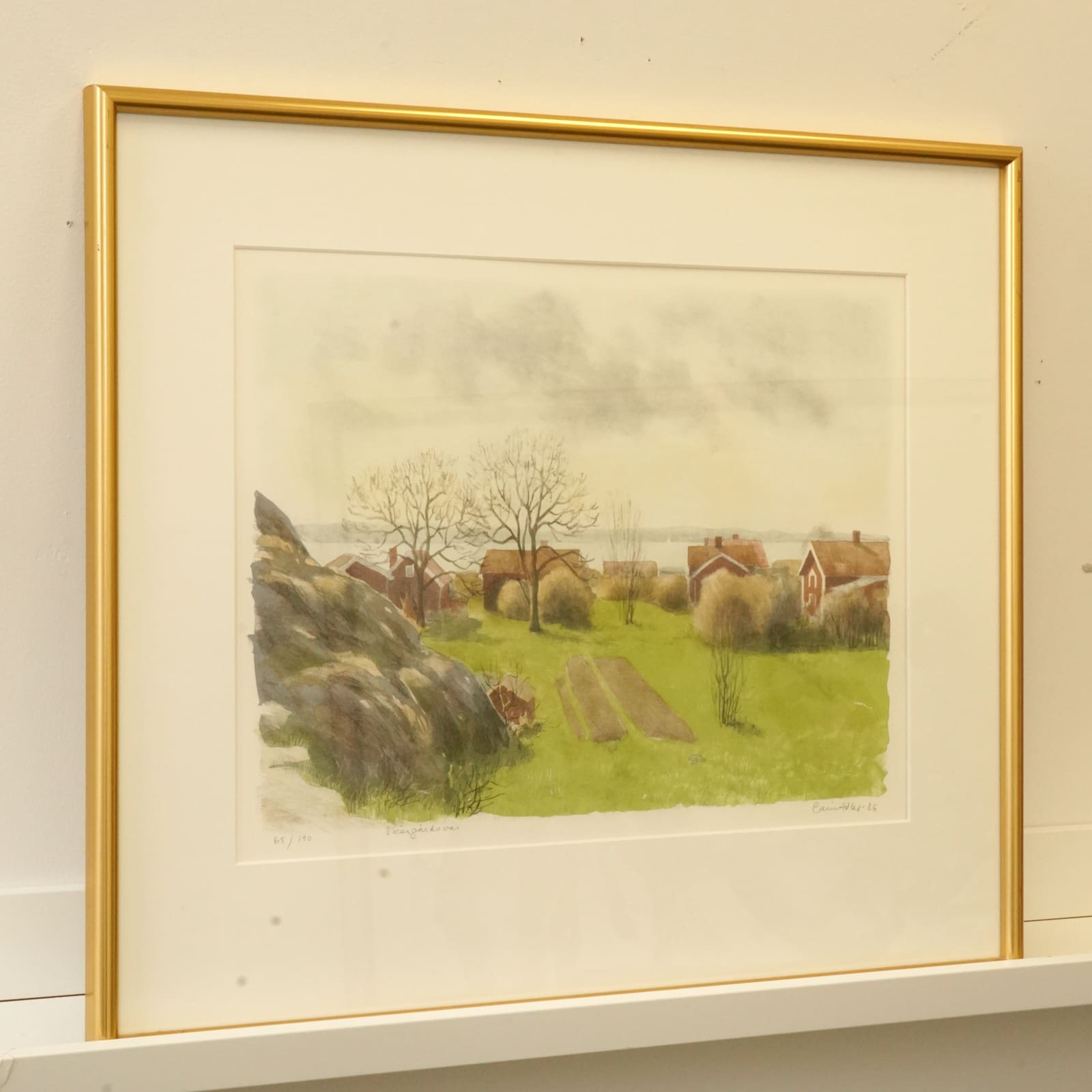 Carin Adler (1929-2019) Grafiskt tryck “Skärgårdsvår” nr 65/190 signerad, daterad -86