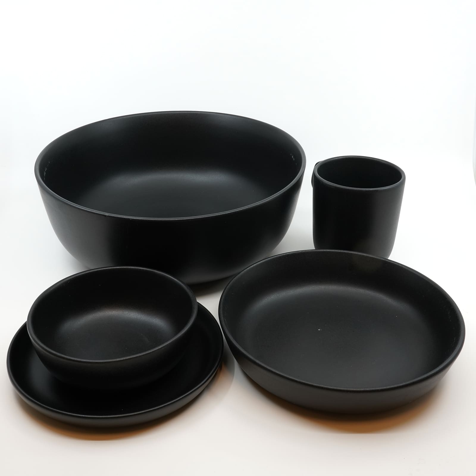 Servis Eva Solo Nordic Kitchen svart stengods 23 delar. (Skickas ej)