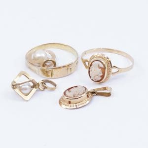 Investeringsguld 18K 4,1g med Camé & odlade pärlor
