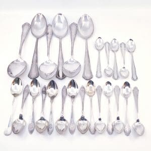 Investeringssilver S830 503,3g 25 skedar olika modeller med gravyr