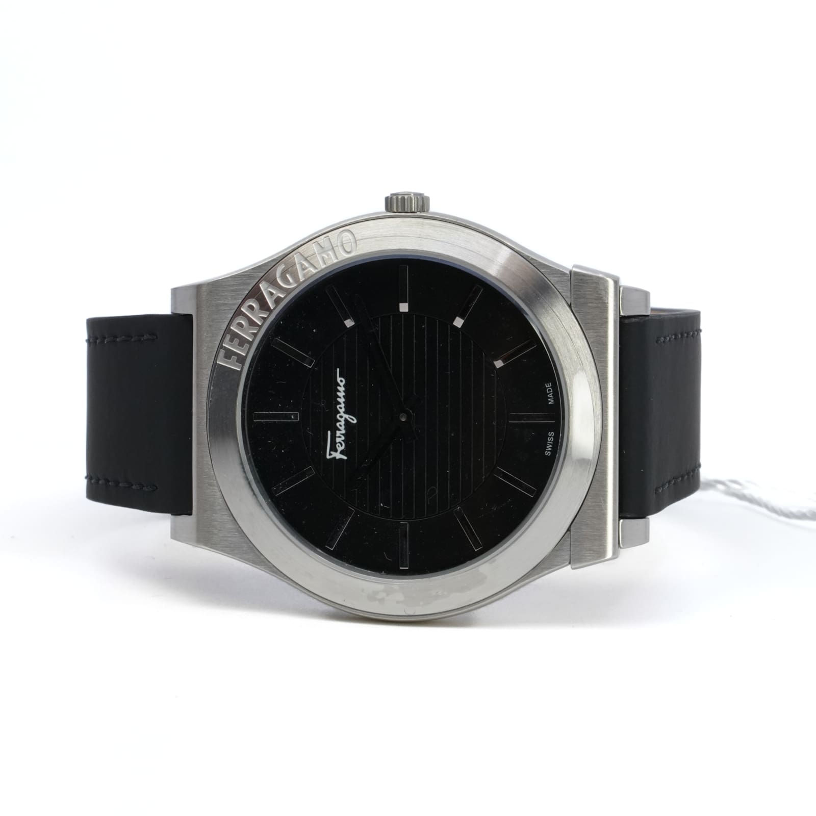 Salvatore Ferragamo Gancini 41mm – SFMP00122 – cert & box