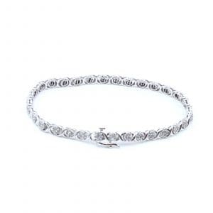 Armband Vitguld 18K 12,2g Längd 19cm Bredd 4mm, åttkantslipade diamanter 279xca0,005ct