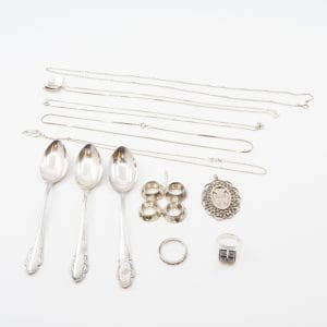 Investeringssilver S830-S925 91,7g skadat/trasigt