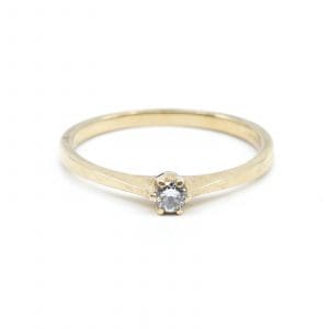 Ring Guld 18K 2,4g Ø18,5 med diamant 1xca0,10ct
