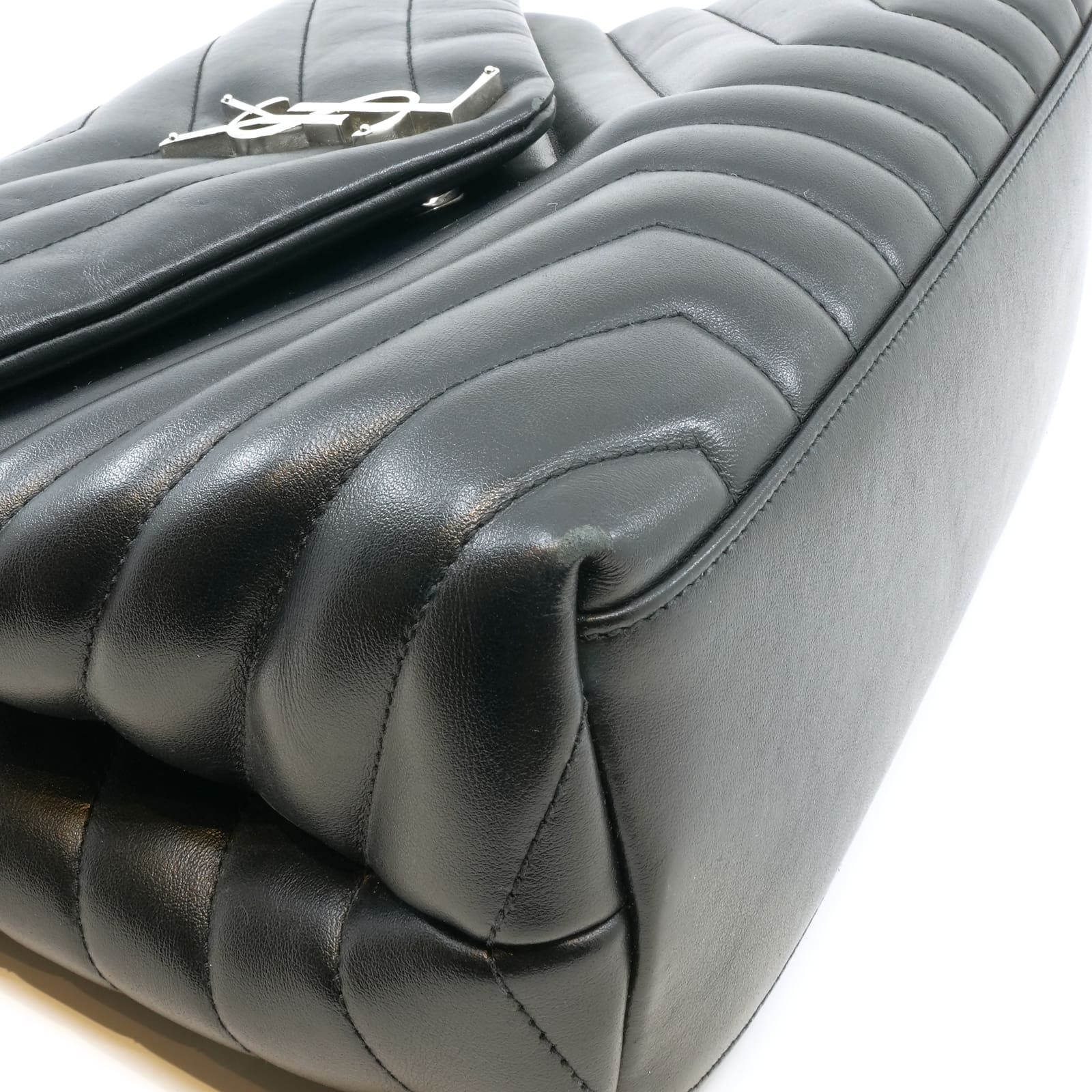 Handväska Yves Saint Laurent Loulou Medium - Bild 6