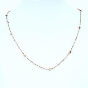 Halskedja Singapore Guld 14K 2,5g Längd 43,5cm Bredd 1-3mm med integrerade berlocker