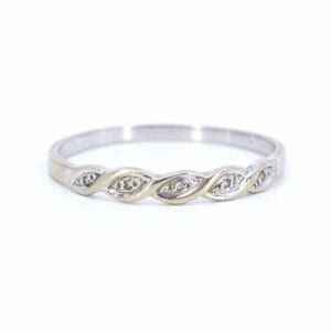 Ring Vitguld 18K 1,4g Ø18,75 med diamanter 5x ca 0,001ct