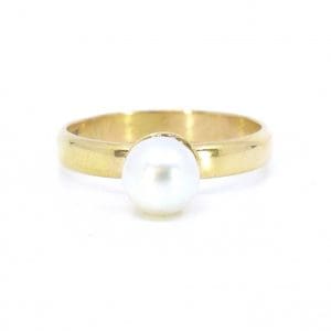 Ring Guld 18K 3,8g Ø17,50 med odlad pärla Ø7mm - Gravyr