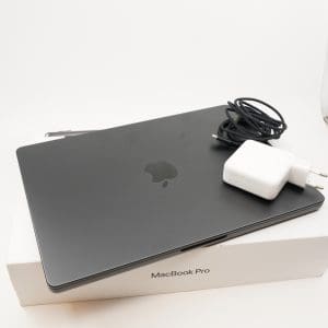 Datorer Laptop Apple Macbook 14 Pro (2023) M3, 18gb, snr. H4769620RQ med laddare