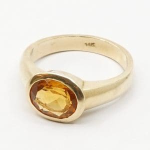 Ring Guld 14K 5,8g Ø19,25, med orange sten