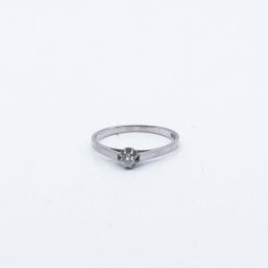 Ring Vitguld med diamant 1xca0,10ct 18K 2,5g Ø19