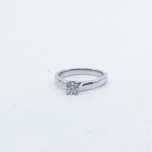 Ring Vitguld med diamant 1xca0,50ct 18K 5,8g Ø18