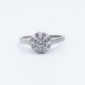 Ring Guld 18K med diamanter 1xca0,18ct 8xca0,02ct  4,4g Ø17,75