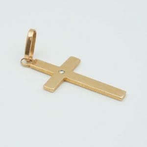 Hänge Kors 18K 8,74g Bredd 5-23mm Höjd 56mm med diamant 1xca0,05ct, hamrad yta