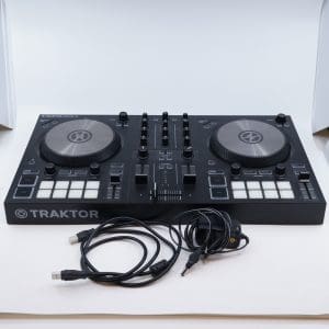 DJ kontroller Traktor Kontrol S2 MK3