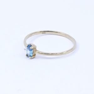 Investeringsguld 14K 0,8g med sten