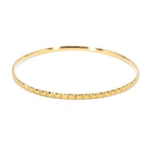 Armring Guld 20K 10,8g Diameter 6cm mönstrad skev