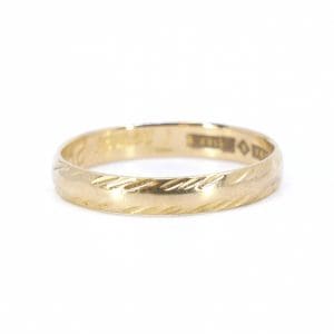 Ring Mönstrad Guld 18K 1,7g Ø16,25 Bredd 3mm - Gravyr