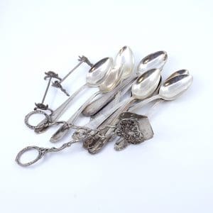 Investeringssilver S830 13 skedar, 1 Tång, 2 smörtaxar 255,3g