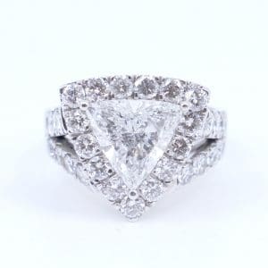 Ring Vitguld 18K 15,1g Ø19,50 med diamanter varav mittendiamanten är 4,02ct SI1/E med GIA cert