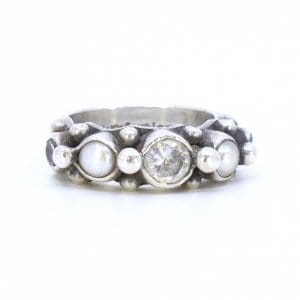 Ring Silver S925 8,5g Ø17 med stenar