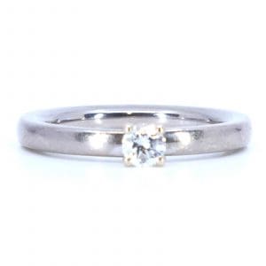 Ring vitguld 18K 5,6g Ø17,25 med diamant 1xca0,23ct