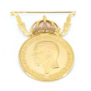Investeringsguld 21K i mynt 18K i krona och nål 13,9g graverad