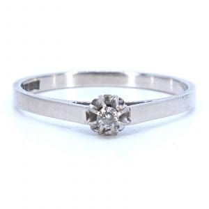 Ring vitguld 18K 2,6g Ø19,5 med diamant 1xca0,05ct