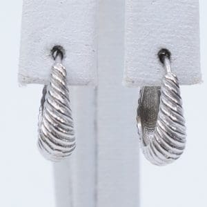 Örhängen Silver S925 1,7g Höjd 14mm mönstrade