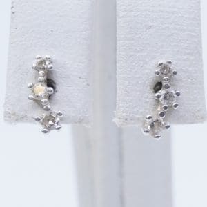 Örhängen Silver S925 0,5g Höjd 8,5mm med stenar