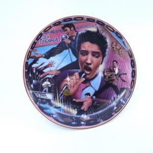 Samlartallrik "A musical tribute to Elvis the King" med speldoa nr. 2821C