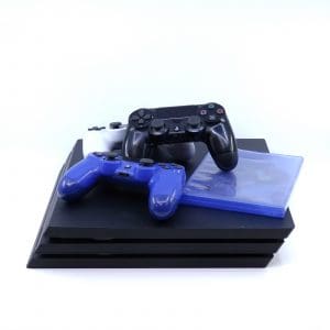 Spelkonsol Playstation 4 Pro 1TB med tre handkontroller