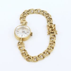 Armbandsur Omega med armband Bismarck Guld 18K bruttovikt 21,8g Längd 16,5cm Boett 16mm manuell