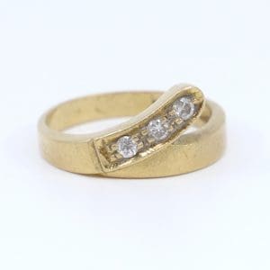 Ring Guld 18K 3,4g Ø16,5 med diamanter 3xca0,04ct