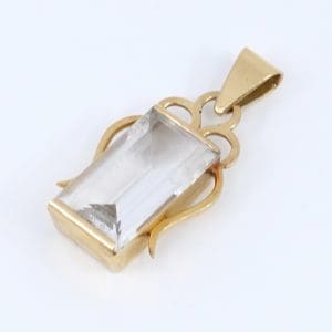 Hänge Guld 18K 6,2g Bredd 16mm Höjd 33mm med sten