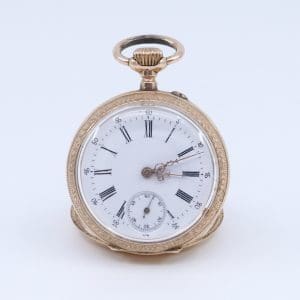 Mormorsur Guld 14K totalvikt 33,3g Boett 33mm manuell med monogram på baksidan