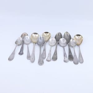 Investeringssilver S830 196,4g diverse skedar graverat
