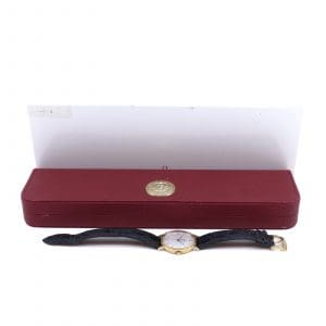Armbandsur Omega Guld 18K Boett 32mm kvarts graverad baksida i ask