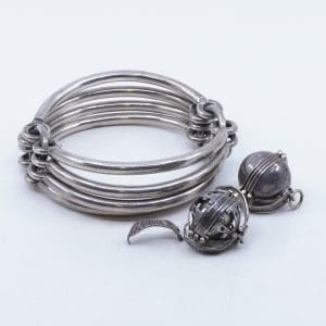Investeringssilver S830 137,7g, slitet, defekt