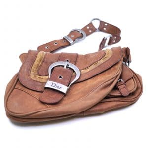 Väska, Christian Dior, Gaucho shoulder bag, brunt läder, beslag i vitmetall, ca28x19x8, bruksslitage