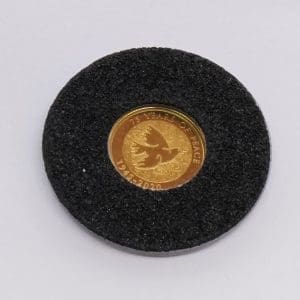 Mynt Guld 24K 0,5g Gibraltar One Pound, 75 years of peace 1945-2020