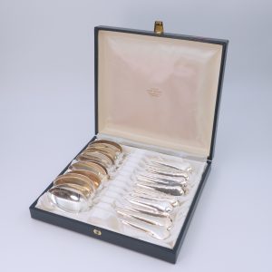 Bordsskedar 12st S830 422,8g Längd 191mm Chippendale i etui