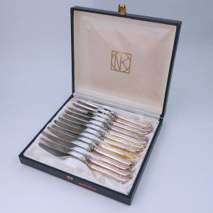 Smörgåsgafflar 12st S830 495,4g Längd 187mm Chippendale i etui