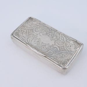 Snusdosa S830 98,0g ca10x5,5x2,5cm förgylld insida