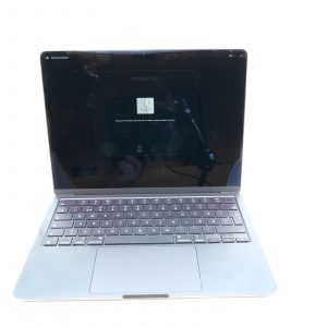 Laptop Apple Macbook Air 2022 M2 13,6" Ref.nr. A2681 Ser.nr.SNHF6TXP2R5 Batterihälsa 100%