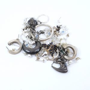 Investeringssilver S830-S925 Bruttovikt 67,8g Med stenar och emalj