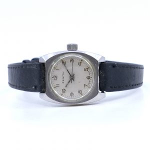 Armbandsur Zenith Stål quartz Längd 16cm Boett 21X26mm Repigt glas