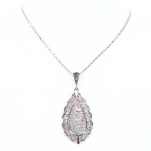 Halskedja Silver S925 10g Längd 70,5cm Bredd 1,8mm med hänge