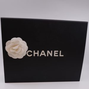 Axelrems/handväska Chanel Flapbag Boy Bag svart bruksskick med dustbag i kartong 20x13cm
